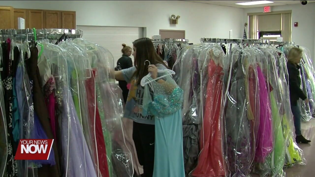 Lima Kiwanis Club looking for prom dress and accessories for "Diva Den"